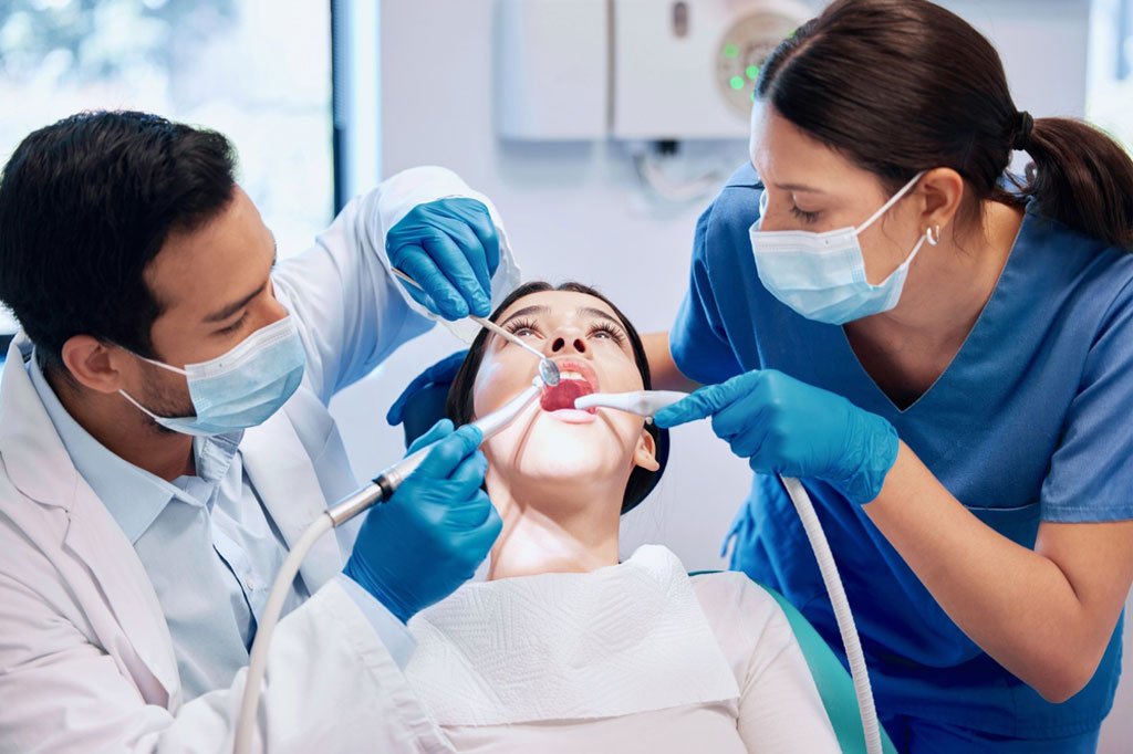 The Importance of Teeth Cleaning: A Guide for Busy Professionals in Lower Parel